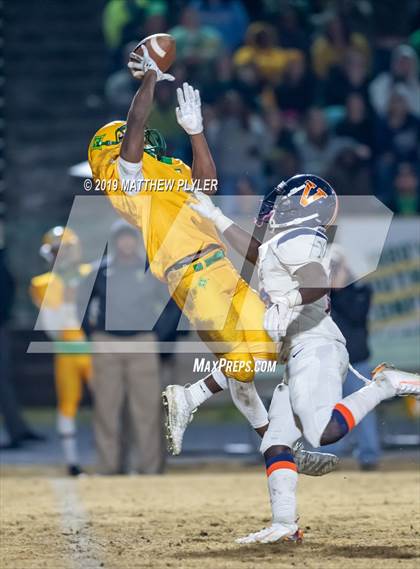 Thumbnail 3 in Richmond vs Zebulon B. Vance (NCHSAA 4AA Western Regional Final) photogallery.