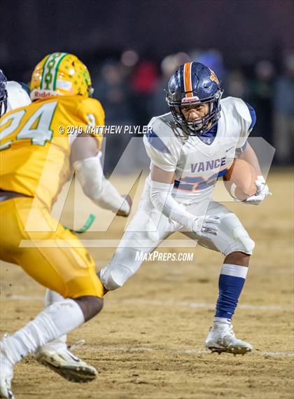 Thumbnail 1 in Richmond vs Zebulon B. Vance (NCHSAA 4AA Western Regional Final) photogallery.