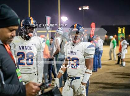 Thumbnail 2 in Richmond vs Zebulon B. Vance (NCHSAA 4AA Western Regional Final) photogallery.