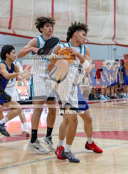 Thumbnail 3 in Villa Park @ Diamond Bar photogallery.