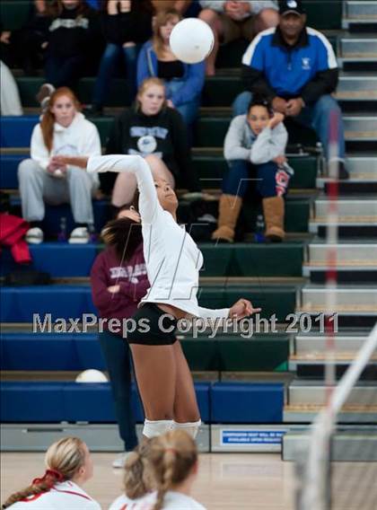 Thumbnail 3 in Canyon Crest Academy vs Cathedral Catholic (CIF SDS D3 Final) photogallery.
