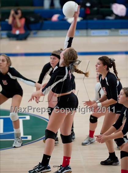 Thumbnail 2 in Canyon Crest Academy vs Cathedral Catholic (CIF SDS D3 Final) photogallery.