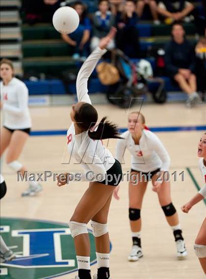 Thumbnail 3 in Canyon Crest Academy vs Cathedral Catholic (CIF SDS D3 Final) photogallery.