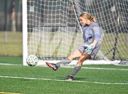 Thumbnail 2 in Southern Lehigh vs Emmaus photogallery.