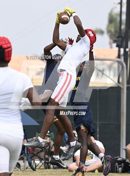 Thumbnail 1 in Mater Dei vs. Warren (Battle At The Beach) photogallery.