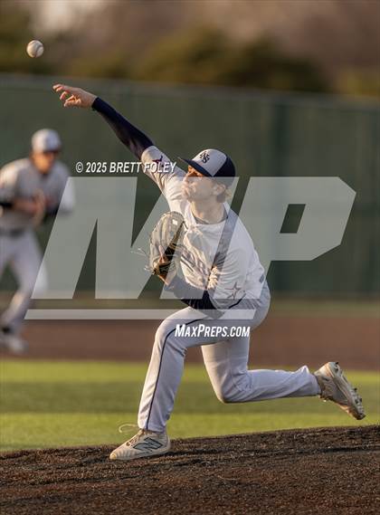 Thumbnail 3 in Lincoln North Star @ Lincoln Northeast photogallery.