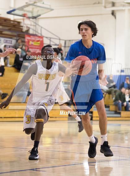 Thumbnail 3 in Legend vs. Thomas Jefferson photogallery.