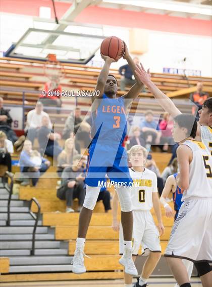 Thumbnail 1 in Legend vs. Thomas Jefferson photogallery.