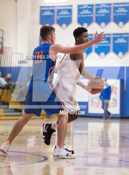 Thumbnail 3 in Legend vs. Thomas Jefferson photogallery.