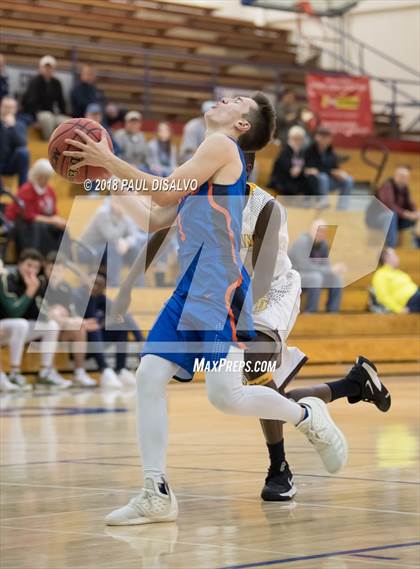Thumbnail 1 in Legend vs. Thomas Jefferson photogallery.