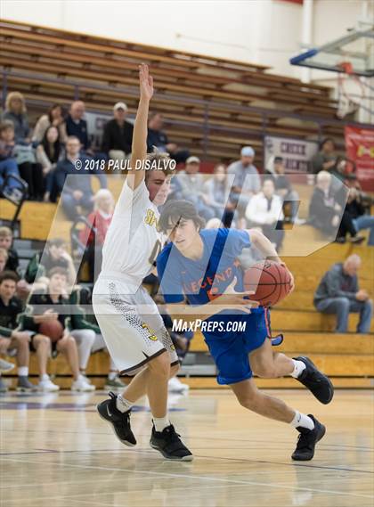 Thumbnail 2 in Legend vs. Thomas Jefferson photogallery.