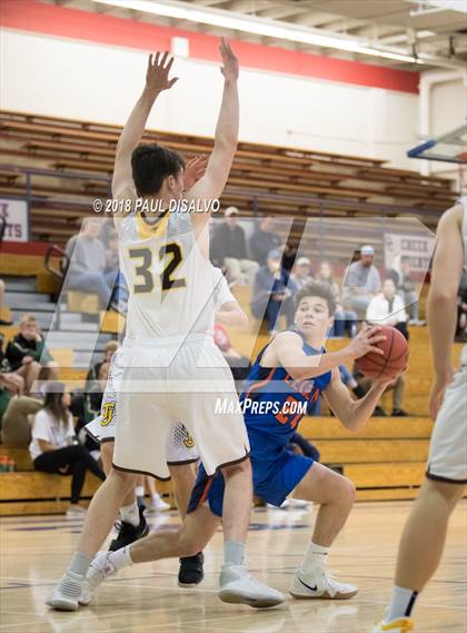 Thumbnail 3 in Legend vs. Thomas Jefferson photogallery.
