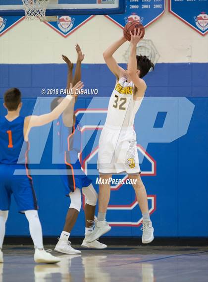 Thumbnail 3 in Legend vs. Thomas Jefferson photogallery.