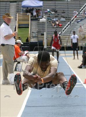 Thumbnail 2 in NCHSAA 4A State Championships (Boys Field Events) photogallery.