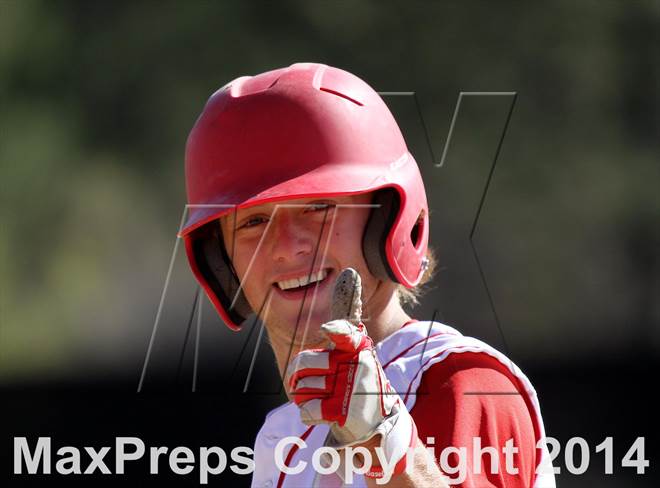 null - Photo 01