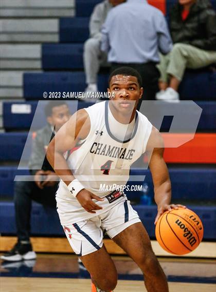 Thumbnail 3 in Calabasas @ Chaminade (8th Annual West Valley Tip-Off Classic) photogallery.