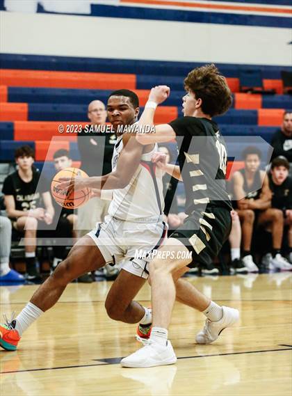 Thumbnail 3 in Calabasas @ Chaminade (8th Annual West Valley Tip-Off Classic) photogallery.