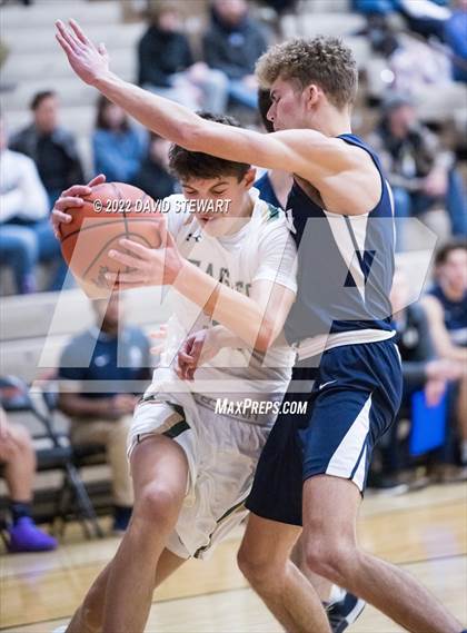 Thumbnail 1 in Archbishop Hoban vs. GlenOak photogallery.