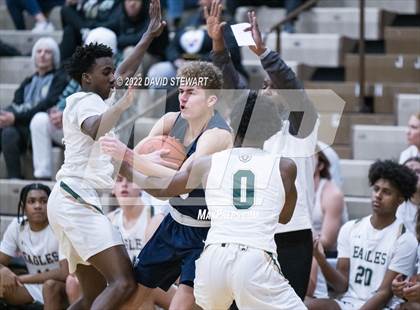 Thumbnail 2 in Archbishop Hoban vs. GlenOak photogallery.