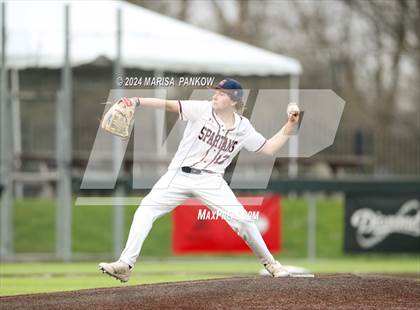 Thumbnail 3 in Auburn vs East Syracuse Minoa photogallery.