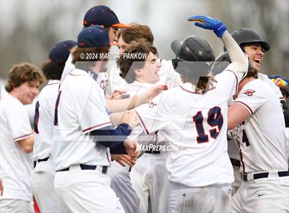 Thumbnail 2 in Auburn vs East Syracuse Minoa photogallery.