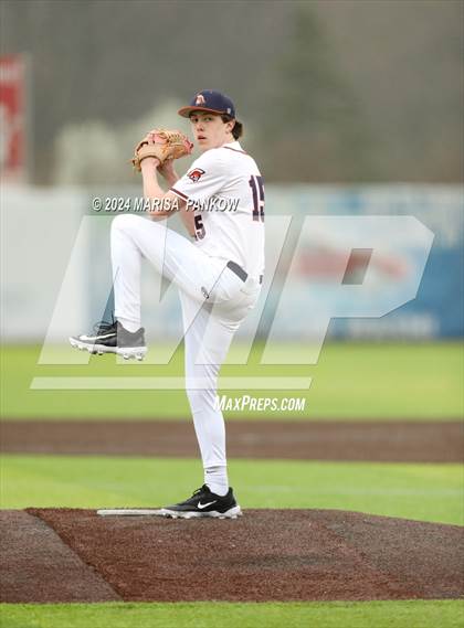 Thumbnail 1 in Auburn vs East Syracuse Minoa photogallery.