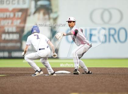 Thumbnail 2 in Auburn vs East Syracuse Minoa photogallery.