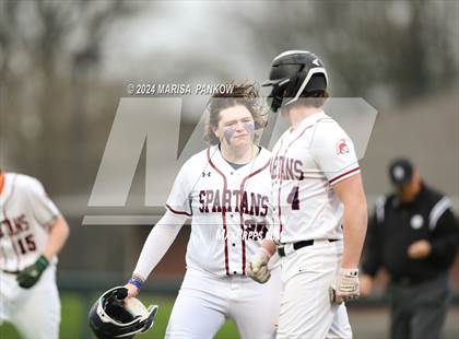 Thumbnail 1 in Auburn vs East Syracuse Minoa photogallery.