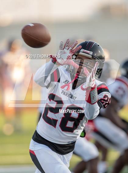 Thumbnail 2 in Parkway @ Captain Shreve photogallery.