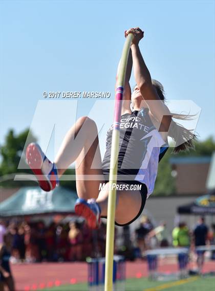 Thumbnail 3 in CIF CCS Trials (Pole Vault) photogallery.
