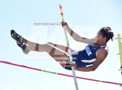 Thumbnail 1 in CIF CCS Trials (Pole Vault) photogallery.