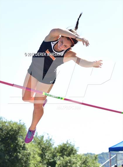 Thumbnail 1 in CIF CCS Trials (Pole Vault) photogallery.