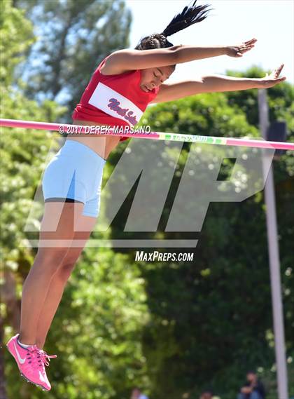 Thumbnail 1 in CIF CCS Trials (Pole Vault) photogallery.