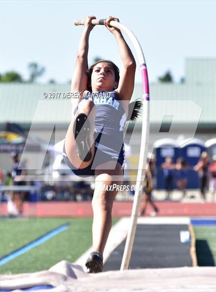 Thumbnail 1 in CIF CCS Trials (Pole Vault) photogallery.