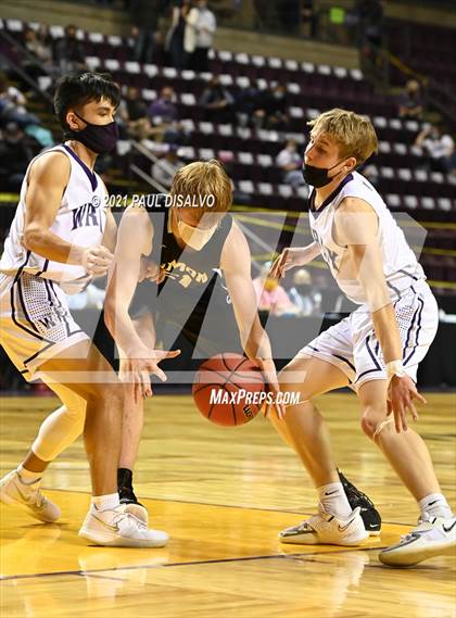 Thumbnail 2 in Limon vs. Wray (CHSAA 2A State Final) photogallery.