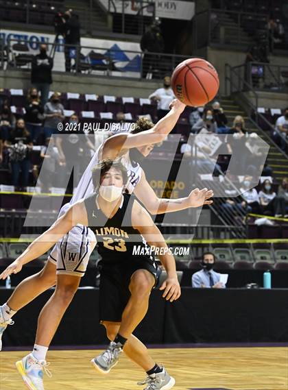 Thumbnail 1 in Limon vs. Wray (CHSAA 2A State Final) photogallery.