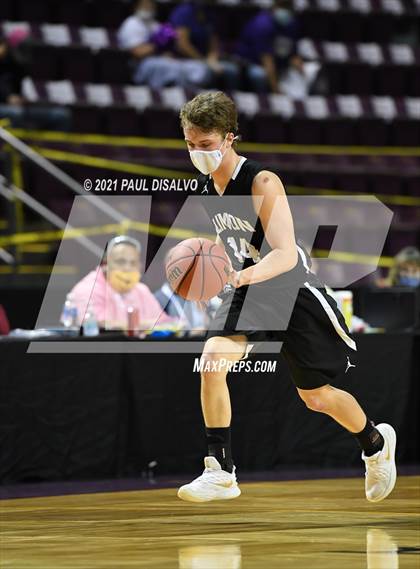 Thumbnail 2 in Limon vs. Wray (CHSAA 2A State Final) photogallery.