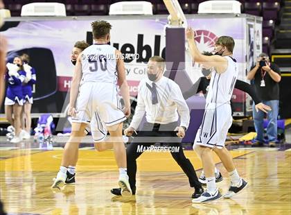 Thumbnail 3 in Limon vs. Wray (CHSAA 2A State Final) photogallery.
