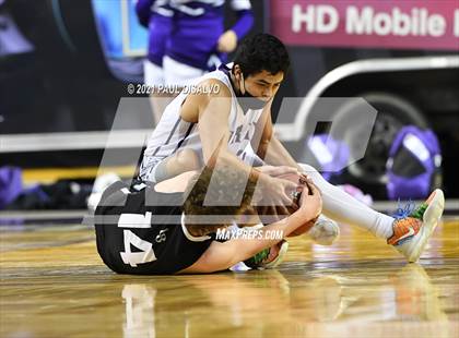 Thumbnail 1 in Limon vs. Wray (CHSAA 2A State Final) photogallery.