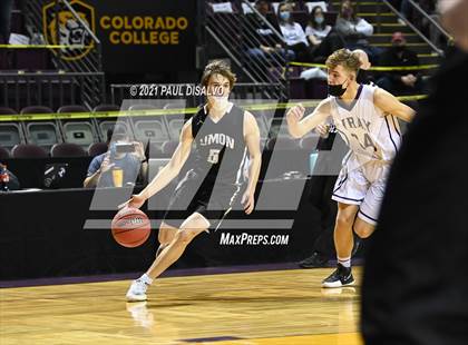 Thumbnail 2 in Limon vs. Wray (CHSAA 2A State Final) photogallery.