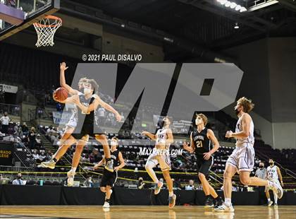 Thumbnail 2 in Limon vs. Wray (CHSAA 2A State Final) photogallery.