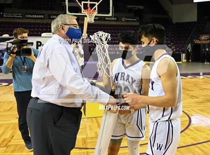 Thumbnail 3 in Limon vs. Wray (CHSAA 2A State Final) photogallery.