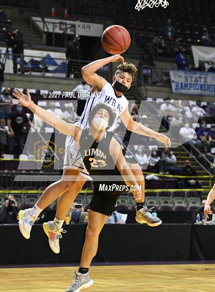 Thumbnail 2 in Limon vs. Wray (CHSAA 2A State Final) photogallery.
