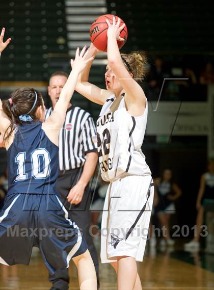Thumbnail 1 in Trinidad vs. Pagosa Springs (CHSAA 3A Consolation Semifinal) photogallery.