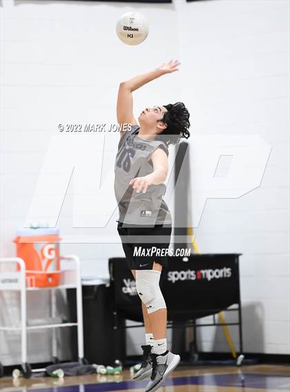 Thumbnail 1 in Notre Dame Prep @ Northwest Christian (Senior Night) photogallery.