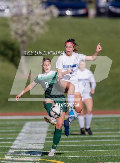 Thumbnail 3 in Gretna vs. Millard North (Metro Conference Tournament Final) photogallery.