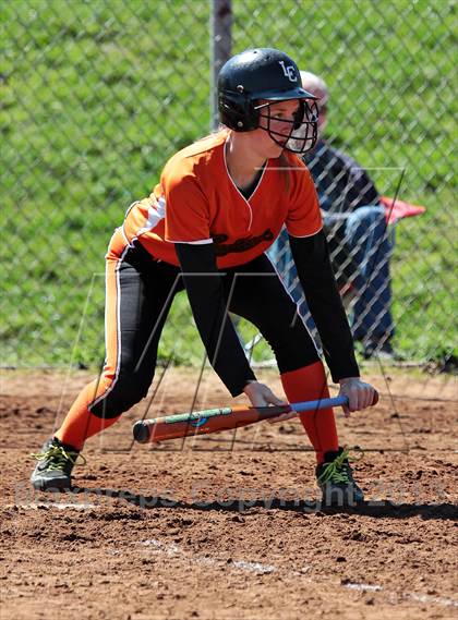 Thumbnail 3 in Lenoir City vs. Seymour photogallery.