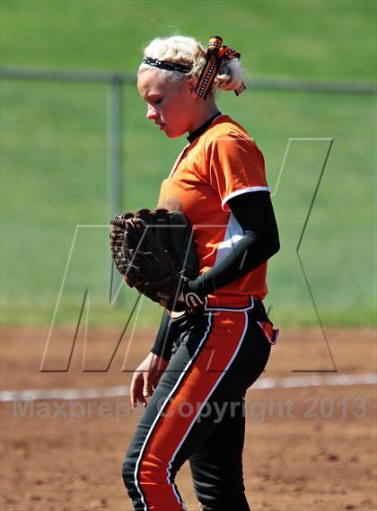 Thumbnail 2 in Lenoir City vs. Seymour photogallery.