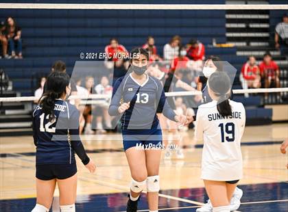 Thumbnail 2 in Sunnyside vs Selma (Sunnyside Invitational) photogallery.