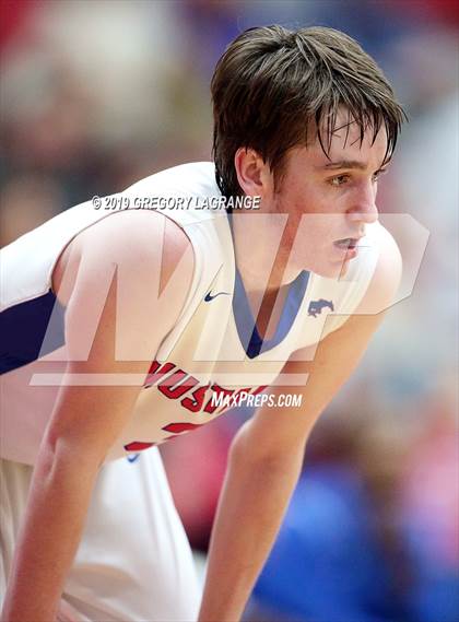 Thumbnail 1 in Birdville vs Grapevine photogallery.